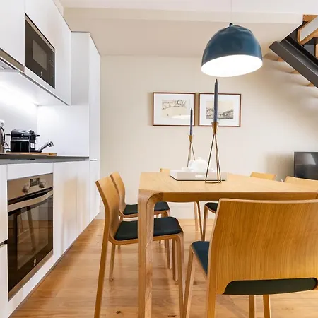 My Homey At Flores Apartman