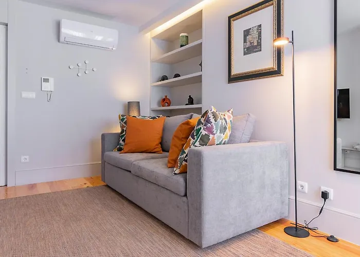 My Homey At Flores Апартаменты Порту